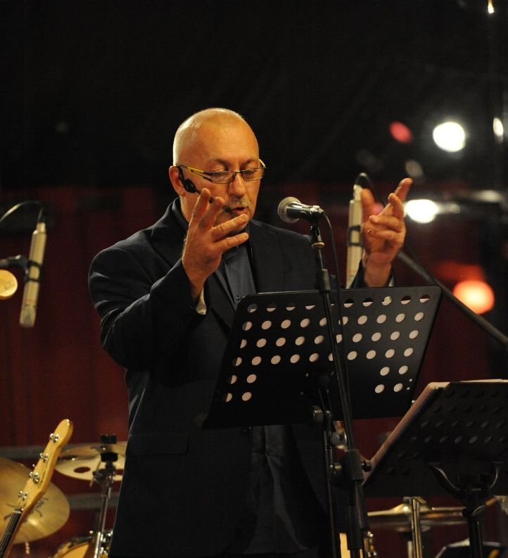 Musica e parole per raccontare la vita, per denunciare chi la ruba