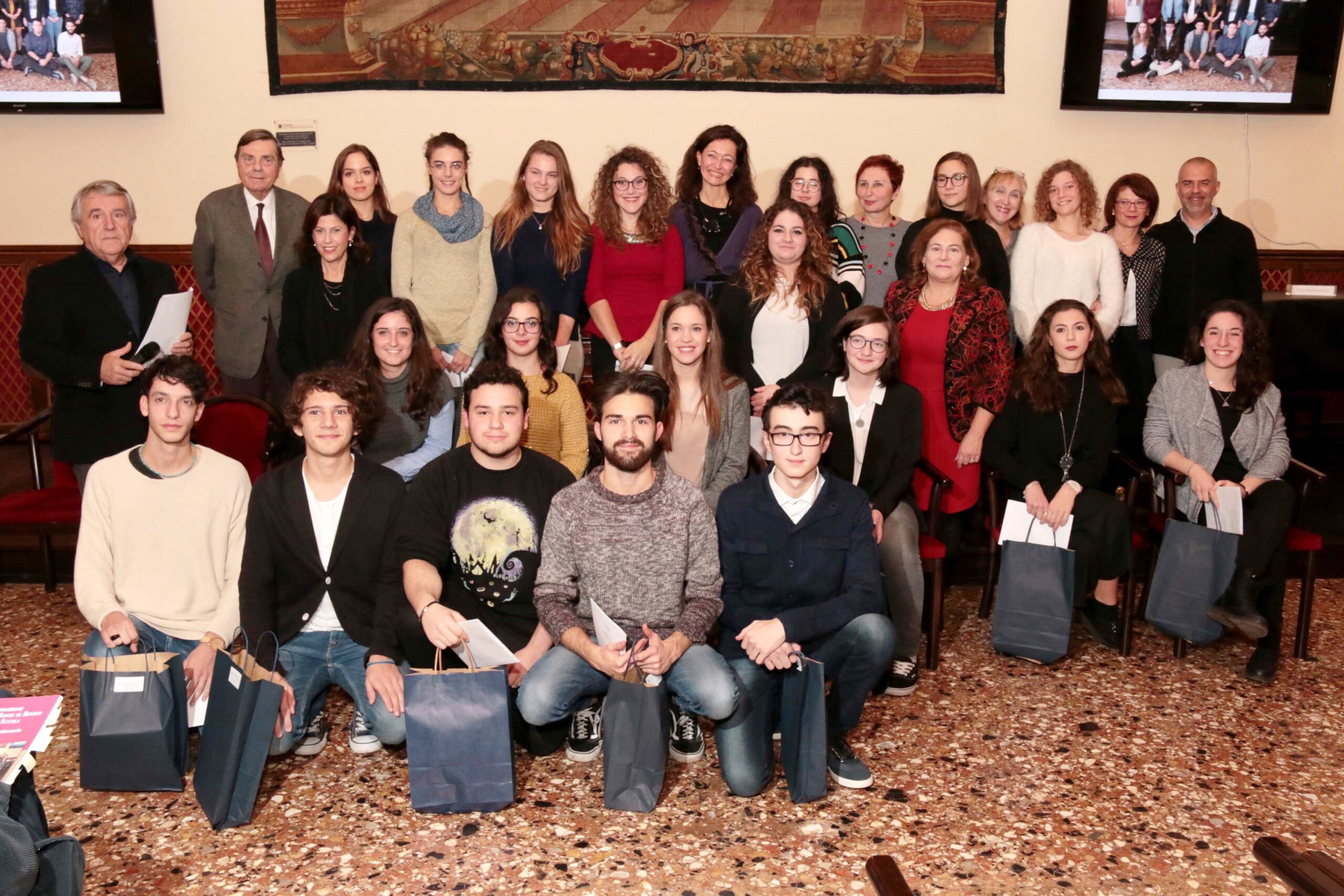 Presentato il volume Venti inediti racconti brevi
