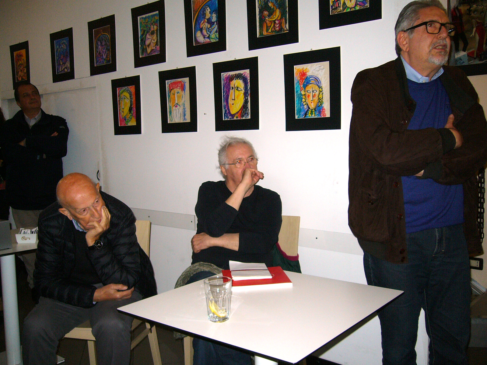 I pastelli di Giorgio Mazzon in mostra al Caffettiamo prima di approdare al Teatro Sociale